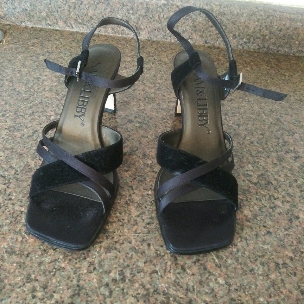 Sam & Libby womens shoes  sz 8M gently used in goo